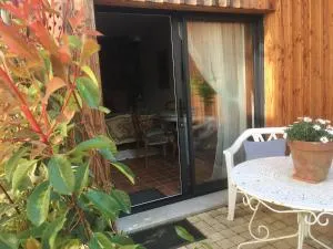 Auprès du château 2 - 蒙特勒伊贝莱