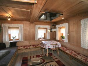 Holiday Home Lamplberg by Interhome