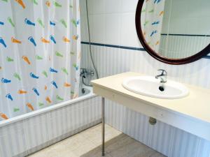 Apartment Pasarela by Interhome