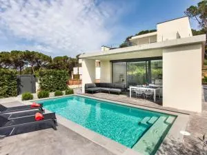 Holiday Home Alyssa by Interhome - Cañet de Mar