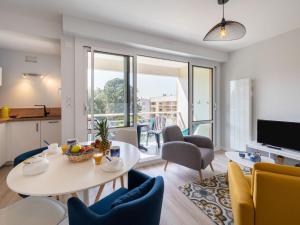 Studio Port An Dro-9 by Interhome