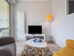 Studio Port An Dro-9 by Interhome