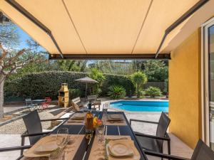 Maisons de vacances Holiday Home Le Clos du Murier by Interhome : photos des chambres
