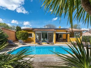 Maisons de vacances Holiday Home Le Clos du Murier by Interhome : photos des chambres