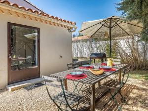 Maisons de vacances Holiday Home La campagne du Colorado by Interhome : photos des chambres