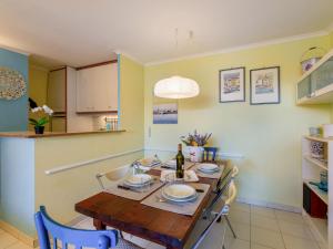 Apartment Le Belvédère - V2 009 by Interhome