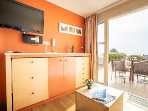 Apartment Le Village - C4 008 by Interhome