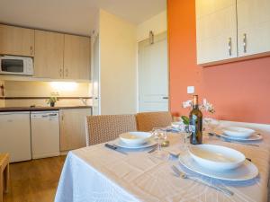 Apartment Le Belvédère - D4 257 by Interhome