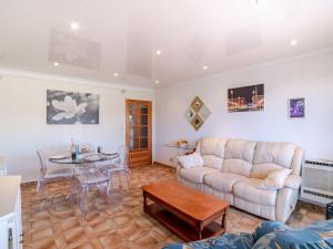 Apartment Le Giono by Interhome
