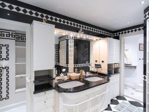 Apartment Grimaldi by Interhome