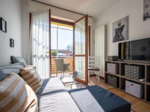 Apartment Borgo San Giulio by Interhome