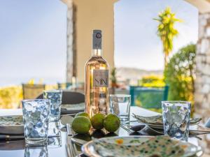 Apartment Les Bastides - O4 023 by Interhome