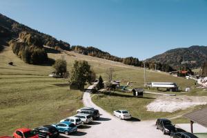 Apartma Sonček, on the ski slopes, balcony, private parking