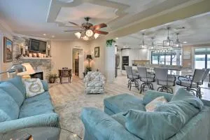 Picturesque Retreat on St Johns River and Docks - Crescent City