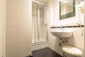 Ferienwohnpark Immenstaad am Bodensee Zwei-Zimmer-Apartment 55 12