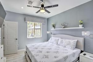 Modern Las Vegas Home with Patio 10 Mi to The Strip