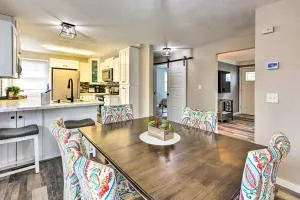 Walk to Lake Pepin Charming Retreat with Deck - Durand