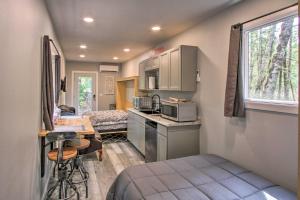 Steps to Foothills Trail Unique Carbonado Studio