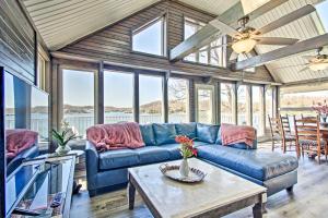 Boat Dock, Lake-View Decks! Ozarks ReRetreat
