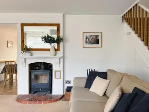 Bright & Cosy - Jacuzzi - Log Burner - King Beds - Tangmere