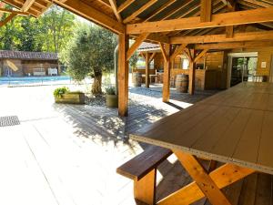 Maisons de vacances Ensemble de 3 villas avec piscine chauffee, esprit detente : Maison de Vacances