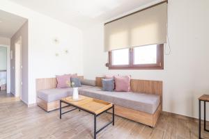 Modern House with Pool near Beach