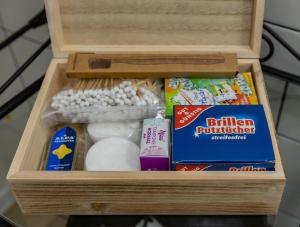 Private Stylish Apt With Free Parking 24-7 self check-in