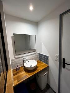 Charmant T2 bis proche Gare et Centre Ville - Parking proche