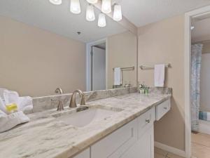 Phoenix VI 6512 - Beachfront w Beautiful Ocean Views!