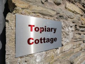 Topiary Cottage