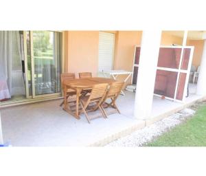 T2 AC côte dAzur, piscine, plage á 350m, WIFI