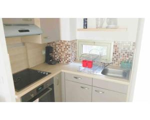 T2 AC côte dAzur, piscine, plage á 350m, WIFI