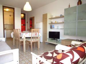 Apartment in Porto Santa Margherita 42869
