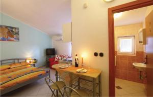 Amazing Apartment In Pula With Wifi And Outdoor Swimming Pool