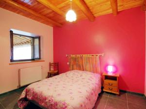 Maisons de vacances Gite Saint-Nizier-de-Fornas, 4 pieces, 6 personnes - FR-1-496-259 : photos des chambres