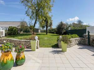 Maisons de vacances Appealing holiday home in Montaigu La Brisette with garden : photos des chambres