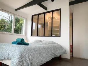 Ker Gaouenn - moderne & cosy (pergola, jardin, terrasse géante...) - bonne connexion - intime (guide personnalisé en cadeau) - 拉加西利