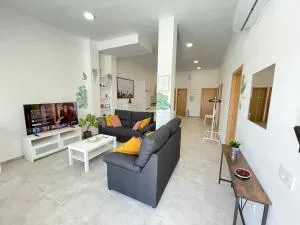 Precioso y Amplio apartamento en Torrox Costa - Torrox