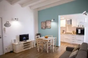 Color Apartment - Monopoli