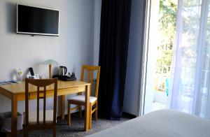 Hotels Cajarc Blue Hotel : photos des chambres