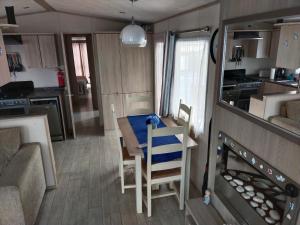 Campings MOBIL HOME LE MAGNIFIQUE VALRAS PLAGE : photos des chambres