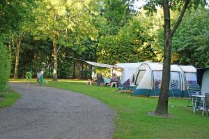 Camping Alkenhaer Appelscha Lege Kampeerplaats met Prive Sanitair