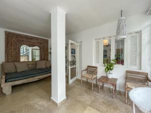 Beach House Canggu - 150m Berawa beach