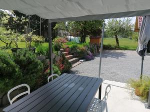 Apartments Bukor with seasonal pool