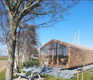 Wikkelhuis 30 - Warns