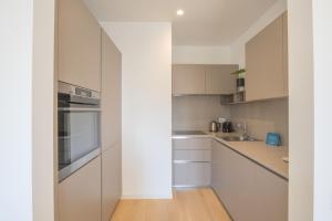 Sweett - Central tower