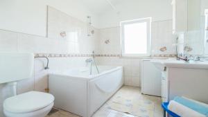 Apartments Ana & Bogdan