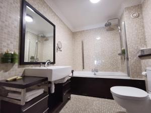Deluxe Room room in Langtons Hotel Kilkenny