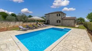 Villa Diana - Majkusi