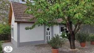 FruPi Apartmanok - A kis ház - Ostoros